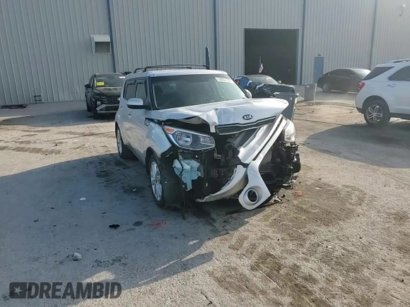2018 Kia Soul + with VIN KNDJP3A50J7560864, listed as a Copart auction lot 53002155 with 43,968 mi miles and Salvage Title. Bid and sale history available at carsss.com. Image 11.