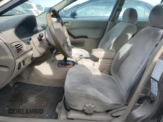 2001 Mitsubishi Galant ES z VIN 4A3AA46G71E214935, wystawiony jako Copart lot #77423604 z przebiegiem Nie podano mil oraz Czysty tytuł • Clean title. Historia ofert i sprzedaży dostępna na DreamBid. Obrazek 7.