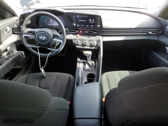 2024 Hyundai Elantra Essential with VIN KMHLM4DG0RU850003, listed as a Copart auction lot 45370535 with 31,199 mi miles and Clean Title. Bid and sale history available at carsss.com. Image 8.
