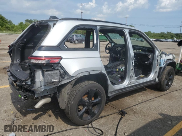 2023 Jeep Grand Cherokee Altitude with VIN 1C4RJHAG0P8109746, listed as a Copart auction lot 65153924 with 0 mi miles and Non Repairable. Bid and sale history available at carsss.com. Image 3.