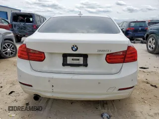 2014 BMW 3 Series 320i z VIN WBA3B1C57EP679989, wystawiony jako Copart lot #56383665 z przebiegiem 125 617 mil mil oraz Szkoda całkowita • Salvage title. Historia ofert i sprzedaży dostępna na DreamBid. Obrazek 6.