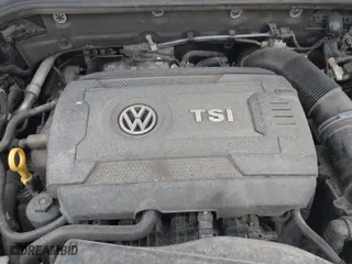2018 Volkswagen Golf GTI S with VIN 3VW447AU3JM262414, listed as a IAAI auction lot 41705834 with 114,646 mi miles. Bid and sale history available at carsss.com. Image 10.