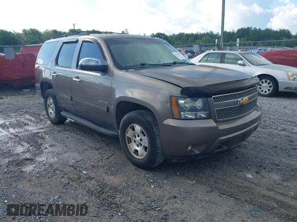 2012 Chevrolet Tahoe LT z VIN 1GNSCBE08CR320257, wystawiony jako IAAI lot #42214920 z przebiegiem 189 532 mil mil oraz . Historia ofert i sprzedaży dostępna na DreamBid. Obrazek 1.