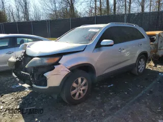 2012 Kia Sorento LX with VIN 5XYKT3A6XCG206980, listed as a Copart auction lot 46471145 with 137,667 mi miles and Salvage Title. Bid and sale history available at carsss.com. Image 1.