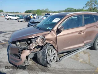 2017 Hyundai Tucson SE z VIN KM8J33A47HU485803, wystawiony jako IAAI lot #42269337 z przebiegiem 96 541 mil mil oraz . Historia ofert i sprzedaży dostępna na DreamBid. Obrazek 17.