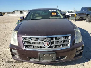 2009 Cadillac STS RWD z VIN 1G6DW67V090167639, wystawiony jako Copart lot #87113674 z przebiegiem 121 498 mil mil oraz Czysty tytuł • Clean title. Historia ofert i sprzedaży dostępna na DreamBid. Obrazek 5.