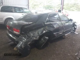 2004 Honda Accord EX z VIN 1HGCM66584A054087, wystawiony jako IAAI lot #42323440 z przebiegiem 221 213 mil mil oraz . Historia ofert i sprzedaży dostępna na DreamBid. Obrazek 6.