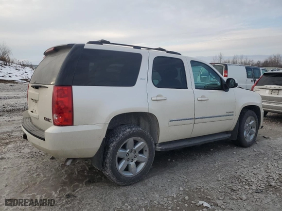 2014 GMC Yukon SLT with VIN 1GKS2CE07ER150160, listed as a Copart auction lot 44902405 with 196,579 mi miles and Clean Title. Bid and sale history available at carsss.com. Image 3.