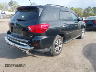 2017 Nissan Pathfinder SV with VIN 5N1DR2MM7HC651986, listed as a IAAI auction lot 42012621 with 379,678 mi miles. Bid and sale history available at carsss.com. Image 4.
