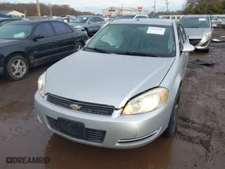 2010 Chevrolet Impala Police Police with VIN 2G1WD5EM7A1241253, listed as a IAAI auction lot 41693986 with NaN miles. Bid and sale history available at carsss.com. Image 17.