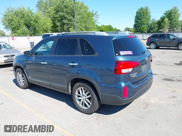 2015 Kia Sorento LX with VIN 5XYKTDA64FG554803, listed as a IAAI auction lot 42561844 with Not provided miles and . Bid and sale history available at DreamBid. Image 3.