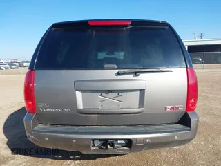 2012 GMC Yukon XL SLT with VIN 1GKS2KE73CR167820, listed as a IAAI auction lot 41462950 with 243,554 mi miles. Bid and sale history available at carsss.com. Image 16.