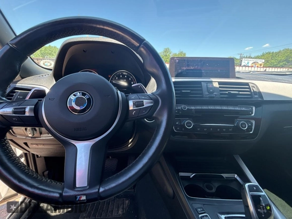 2018 BMW 2 Series M240i with VIN WBA2N1C56JVC28015, listed as a Copart auction lot 55881055 with 68,268 mi miles and Clean Title. Bid and sale history available at carsss.com. Image 9.