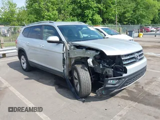 2018 Volkswagen Atlas SE z VIN 1V2CR2CA9JC535166, wystawiony jako IAAI lot #42179451 z przebiegiem 146 625 mil mil oraz . Historia ofert i sprzedaży dostępna na DreamBid. Obrazek 1.