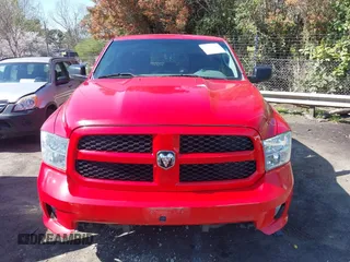 2015 Ram 1500 Express z VIN 1C6RR6KG0FS722793, wystawiony jako IAAI lot #41884599 z przebiegiem 216 442 mil mil oraz . Historia ofert i sprzedaży dostępna na DreamBid. Obrazek 12.