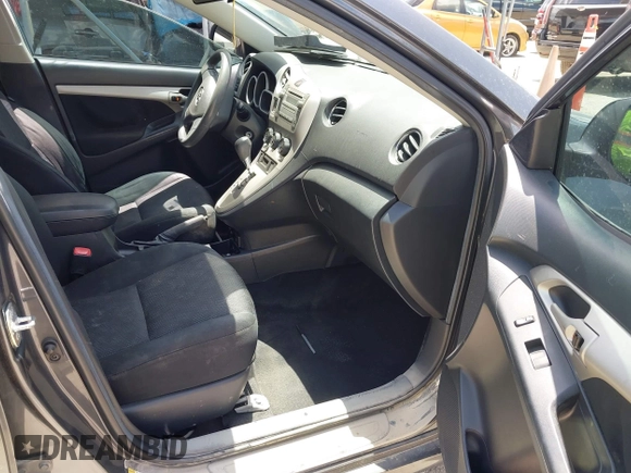 2010 Toyota Matrix S с VIN 2T1KE4EE6AC041262, выставлен на аукционе IAAI как лот 42547507 с пробегом 163 168 миль миль и . История ставок и продаж доступна на DreamBid. Изображение 5.