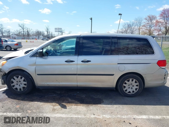 2009 Honda Odyssey LX с VIN 5FNRL38209B003145, выставлен на аукционе IAAI как лот 41985836 с пробегом 145 699 миль миль и . История ставок и продаж доступна на DreamBid. Изображение 14.