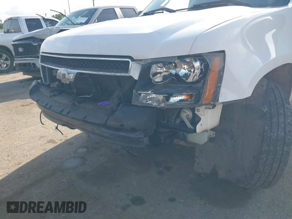 2013 Chevrolet Tahoe Commercial with VIN 1GNLC2E06DR273218, listed as a IAAI auction lot 42459013 with 181,495 mi miles and . Bid and sale history available at DreamBid. Image 6.