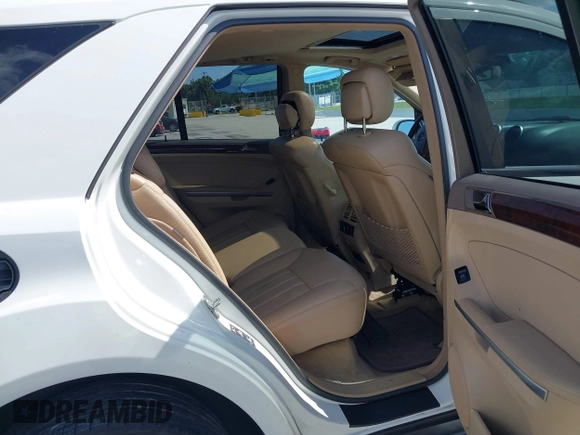 2008 Mercedes-Benz M 550 с VIN 4JGBB72E58A324969, выставлен на аукционе IAAI как лот 42319075 с пробегом 225 385 миль миль и . История ставок и продаж доступна на DreamBid. Изображение 8.