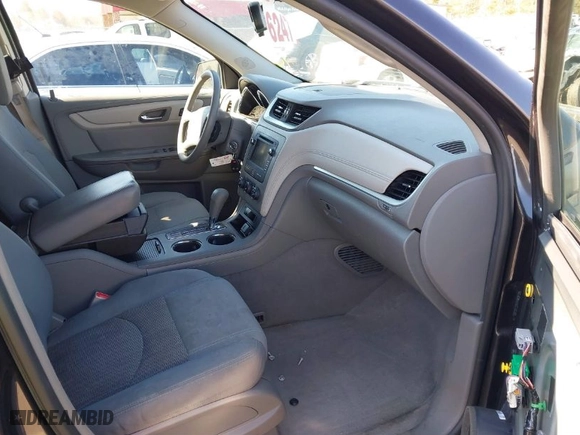 2017 Chevrolet Traverse LS with VIN 1GNKRFED9HJ252517, listed as a IAAI auction lot 41876709 with 62,241 mi miles. Bid and sale history available at carsss.com. Image 5.