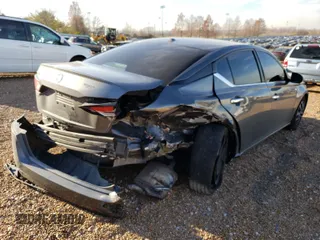 2019 Nissan Altima 2.5 S with VIN 1N4BL4BV0KC212310, listed as a Copart auction lot 57659390 with 39,289 mi miles and Salvage Title. Bid and sale history available at carsss.com. Image 4.
