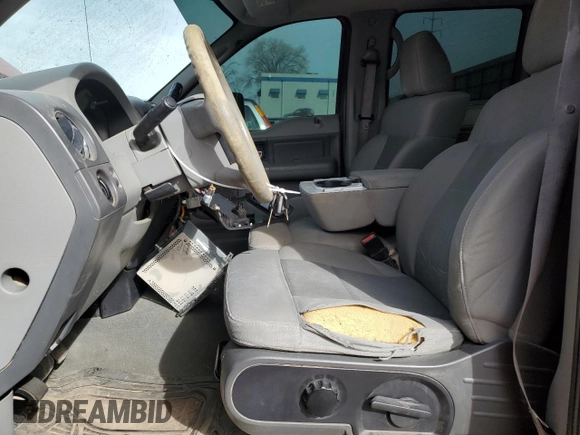 2007 Ford F-150 XLT z VIN 1FTRW14W47FB07005, wystawiony jako Copart lot #43366735 z przebiegiem 182 400 mil mil oraz Szkoda całkowita • Salvage title. Historia ofert i sprzedaży dostępna na DreamBid. Obrazek 7.