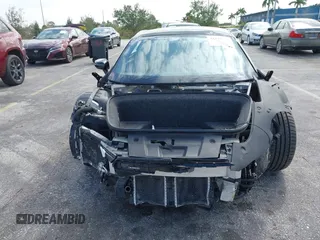 2014 Audi R8 z VIN WUAAUAFG6EN001685, wystawiony jako IAAI lot #41816821 z przebiegiem 19 588 mil mil oraz . Historia ofert i sprzedaży dostępna na DreamBid. Obrazek 13.