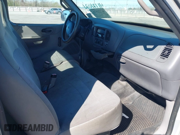 2000 Ford F-150 XL with VIN 1FTZF172XYNA19690, listed as a IAAI auction lot 41721021 with 181,702 mi miles and . Bid and sale history available at DreamBid. Image 5.