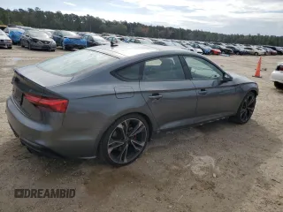 2023 Audi S5 Sportback Premium Plus z VIN WAUC4CF51PA050350, wystawiony jako Copart lot #77148214 z przebiegiem 32 237 mil mil oraz Szkoda całkowita • Salvage title. Historia ofert i sprzedaży dostępna na DreamBid. Obrazek 3.