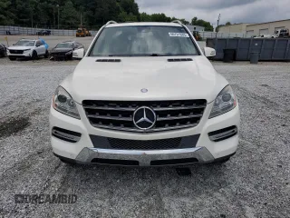 2012 Mercedes-Benz M 350 with VIN 4JGDA2EB8CA047467, listed as a Copart auction lot 60701685 with 189,075 mi miles and Salvage title. Bid and sale history available at DreamBid. Image 5.