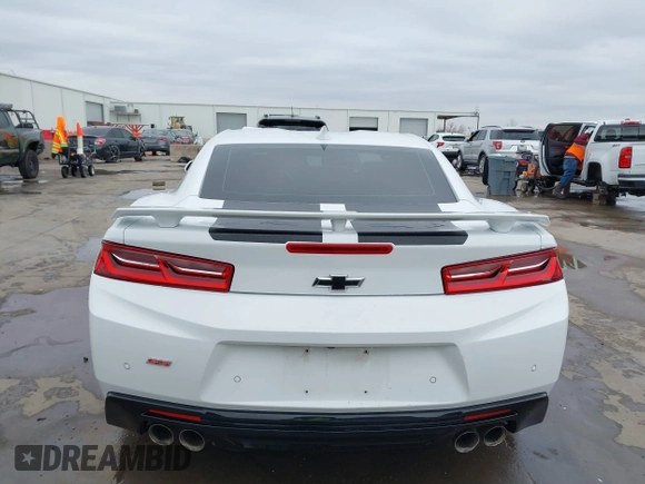 2018 Chevrolet Camaro 2SS with VIN 1G1FH1R79J0152443, listed as a IAAI auction lot 41441751 with 52,384 mi miles and . Bid and sale history available at DreamBid. Image 16.