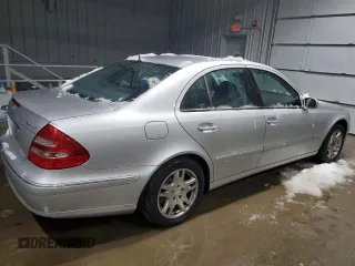 2004 Mercedes-Benz E-Class 3.2L with VIN WDBUF82J84X161549, listed as a Copart auction lot 46042255 with 311,914 mi miles and Salvage Title. Bid and sale history available at carsss.com. Image 3.