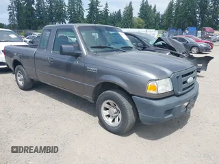 2007 Ford Ranger XL z VIN 1FTYR14U67PA19536, wystawiony jako IAAI lot #42494362 z przebiegiem 101 687 mil mil oraz . Historia ofert i sprzedaży dostępna na DreamBid. Obrazek 1.