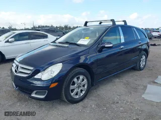 2006 Mercedes-Benz R-Class 3.5L with VIN 4JGCB65E16A026362, listed as a IAAI auction lot 41566013 with 110,626 mi miles. Bid and sale history available at carsss.com. Image 2.