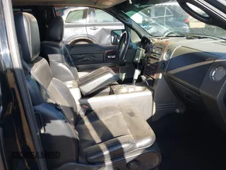 2005 Ford F-150 XLT with VIN 1FTPX12525NB25391, listed as a IAAI auction lot 41588721 with 241,743 mi miles. Bid and sale history available at carsss.com. Image 5.