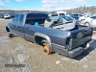 1999 Dodge Ram 2500 with VIN 3B7KF2367XG174415, listed as a IAAI auction lot 41662623 with 260,853 mi miles. Bid and sale history available at carsss.com. Image 3.