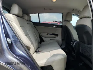 2020 Kia Sportage EX z VIN KNDPN3AC7L7693820, wystawiony jako Copart lot #54307605 z przebiegiem 68 419 mil mil oraz Szkoda całkowita • Salvage title. Historia ofert i sprzedaży dostępna na DreamBid. Obrazek 11.