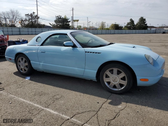 2004 Ford Thunderbird Deluxe with VIN 1FAHP60A14Y103516, listed as a Copart auction lot 52055585 with 69,655 mi miles and Salvage Title. Bid and sale history available at carsss.com. Image 4.