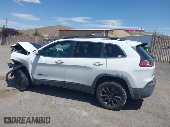 2019 Jeep Cherokee Latitude z VIN 1C4PJMCB0KD161976, wystawiony jako IAAI lot #42510314 z przebiegiem 256 990 mil mil oraz . Historia ofert i sprzedaży dostępna na DreamBid. Obrazek 14.