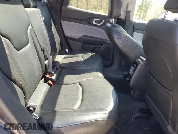 2022 Jeep Compass Latitude Lux with VIN 3C4NJDFB2NT164072, listed as a Copart auction lot 55399095 with 33,666 mi miles and Salvage title. Bid and sale history available at DreamBid. Image 11.