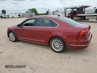 2016 Volkswagen Passat SE z VIN 1VWBT7A37GC023783, wystawiony jako Copart lot #60684605 z przebiegiem 145 337 mil mil oraz Czysty tytuł • Clean title. Historia ofert i sprzedaży dostępna na DreamBid. Obrazek 2.