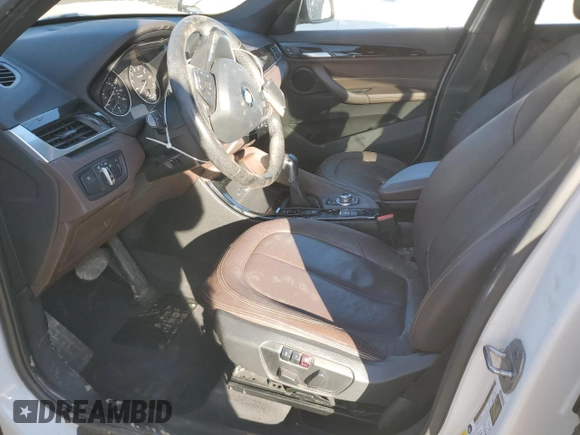 2016 BMW X1 xDrive28i with VIN WBXHT3C31G5E48073, listed as a Copart auction lot 43974855 with 56,088 mi miles and Salvage Title. Bid and sale history available at carsss.com. Image 7.