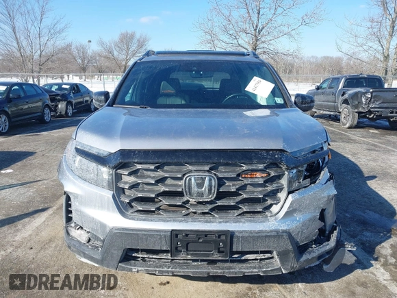 2022 Honda Passport TrailSport with VIN 5FNYF8H61NB000381, listed as a IAAI auction lot 41417954 with 32,753 mi miles and . Bid and sale history available at DreamBid. Image 12.