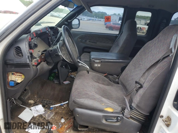 2001 Dodge 1500 z VIN 1B7HC13Z61J605436, wystawiony jako Copart lot #54539475 z przebiegiem 212 845 mil mil oraz Szkoda całkowita • Salvage title. Historia ofert i sprzedaży dostępna na DreamBid. Obrazek 7.