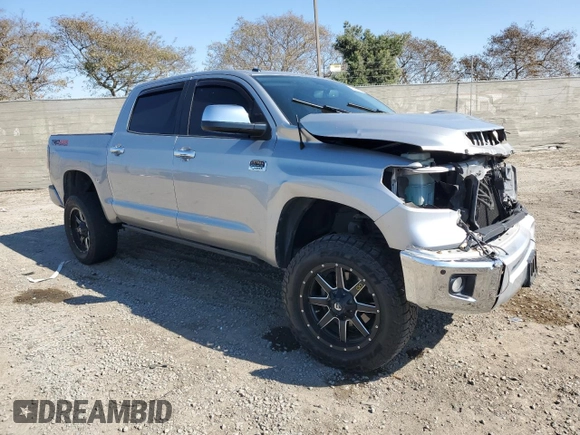 2015 Toyota Tundra Platinum z VIN 5TFAY5F16FX452447, wystawiony jako Copart lot #47127075 z przebiegiem 98 321 mil mil oraz Szkoda całkowita • Salvage title. Historia ofert i sprzedaży dostępna na DreamBid. Obrazek 4.