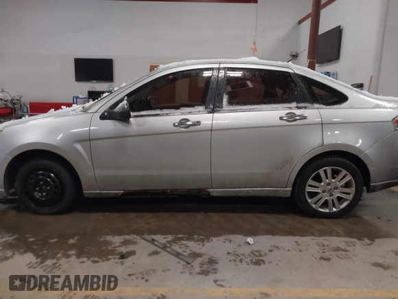 2010 Ford Focus SEL with VIN 1FAHP3HN8AW122237, listed as a IAAI auction lot 41203994 with 117,440 mi miles. Bid and sale history available at carsss.com. Image 14.