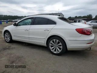 2009 Volkswagen CC Sport with VIN WVWML73C39E549439, listed as a Copart auction lot 70578094 with 123,890 mi miles and Salvage Title. Bid and sale history available at carsss.com. Image 2.