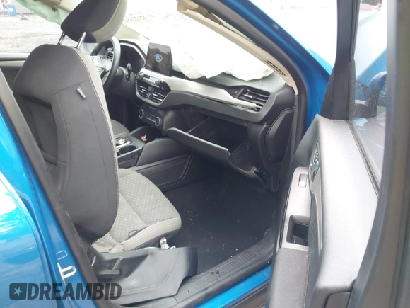 2020 Ford Escape SE with VIN 1FMCU0G64LUA57788, listed as a IAAI auction lot 42122854 with 94,459 mi miles and . Bid and sale history available at DreamBid. Image 5.