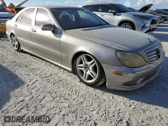 2004 Mercedes-Benz S-Class with VIN WDBNG75J24A416688, listed as a Copart auction lot 75614554 with 0 mi miles and Salvage Title. Bid and sale history available at carsss.com. Image 4.