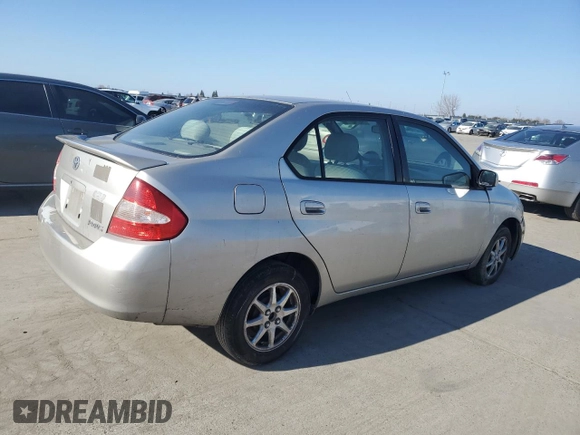 2001 Toyota Prius with VIN JT2BK12U810026512, listed as a Copart auction lot 89296615 with 116,688 mi miles and Salvage Title. Bid and sale history available at carsss.com. Image 3.
